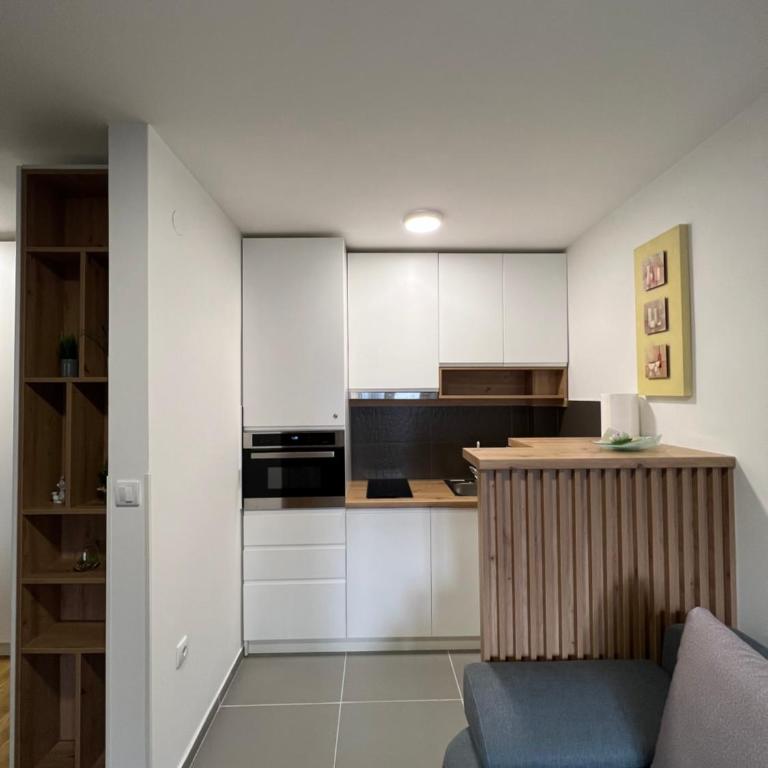 NeNi Apartman - Apartman sa 1 Spavaćom Sobom - 8