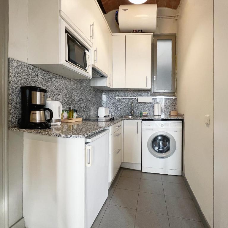 Stay U-nique Apartments Borbó II - Three-Bedroom Apartment - 11
