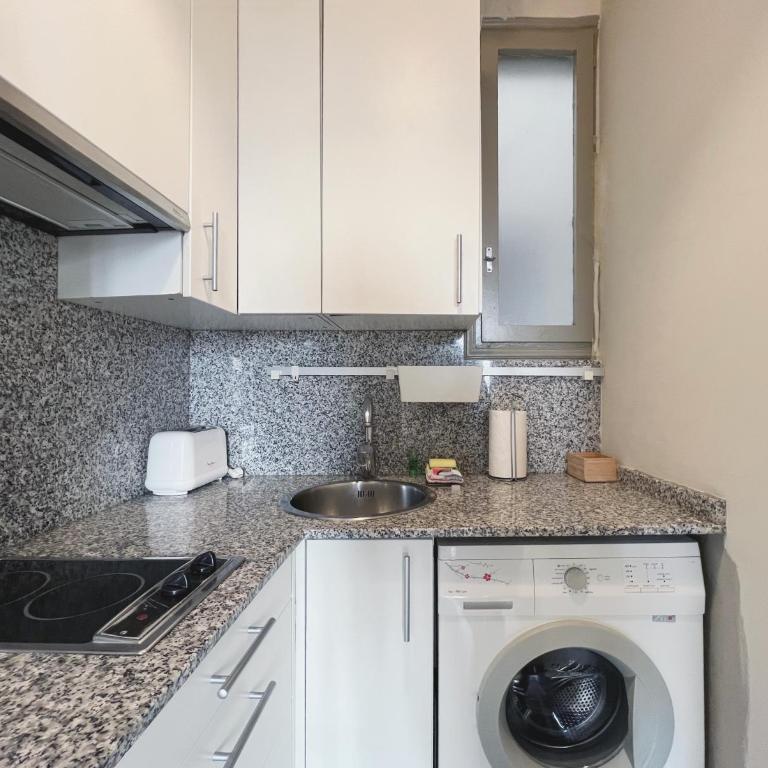 Stay U-nique Apartments Borbó II - Three-Bedroom Apartment - 15