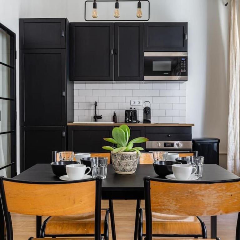 IMHOST - Appartement luxueux climatisé -Marseille -Le Panier - Appartement 2 Chambres - 5