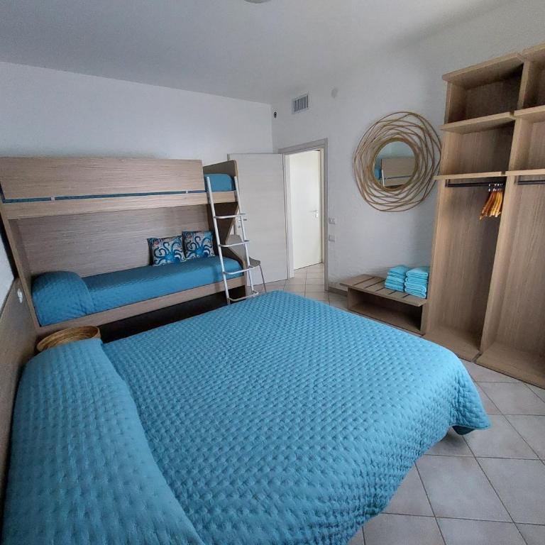 BLUE APARTMENT - a due passi dal lago, parcheggio privato - Appartamento con 1 Camera da Letto - 26
