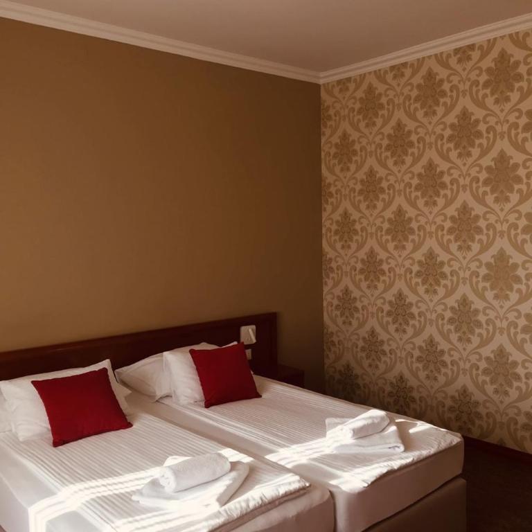 Hotel Bristol - Economy Dvokrevetna Soba sa Zasebnim Krevetima - 4