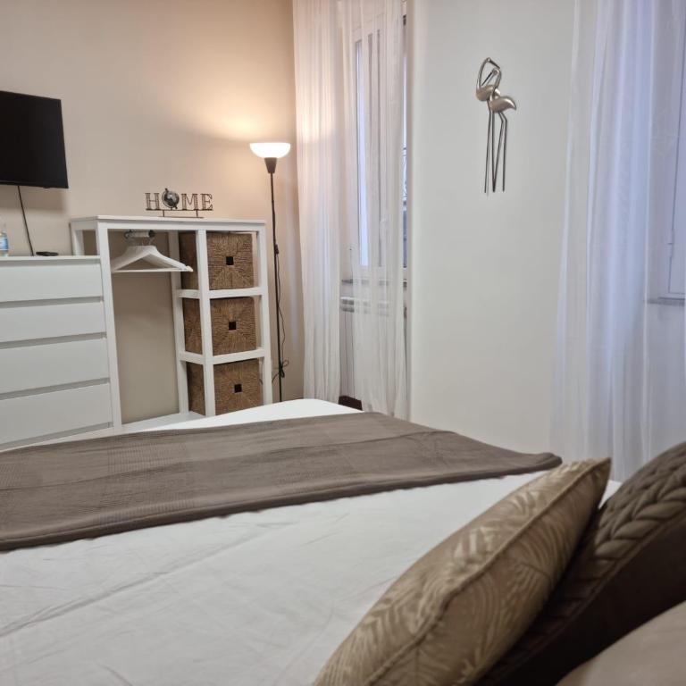 Laura Four - Appartamento con 2 Camere da Letto - 2