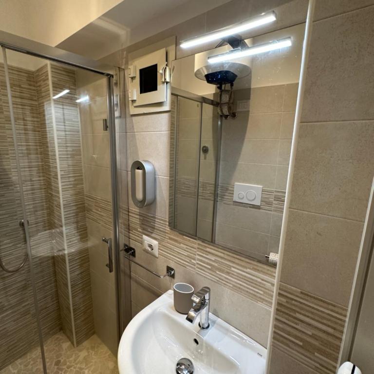 Pazz House - One-Bedroom Apartment - 18