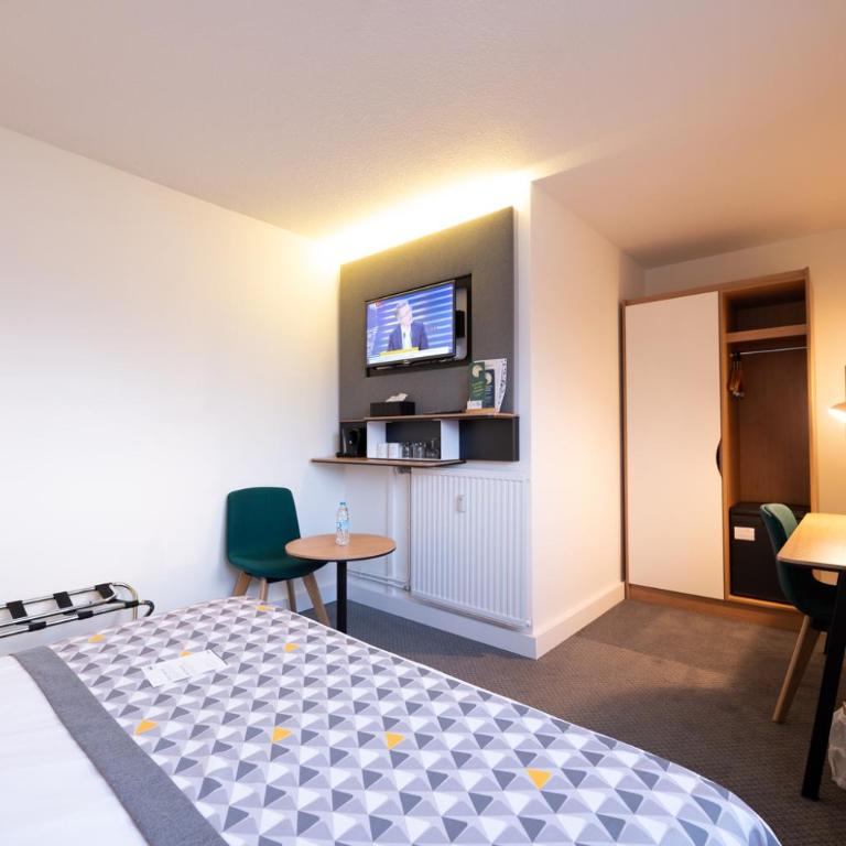 Holiday Inn Calais - Centre Car Ferry by IHG - Chambre Lit Queen-Size Standard - Accessible aux Personnes à Mobilité Réduite - 2