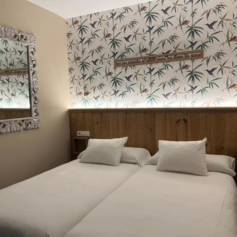 Alameda Hostal Boutique - Habitación Doble Económica - 1 o 2 camas - 5