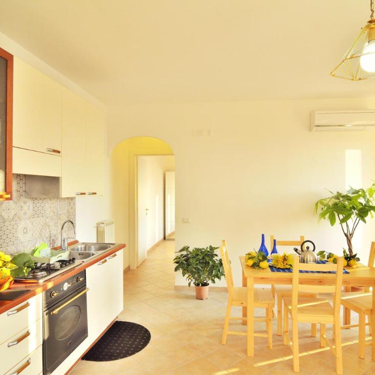 Lemon Flats Sorrento - Superior Apartment with Sea View - 9