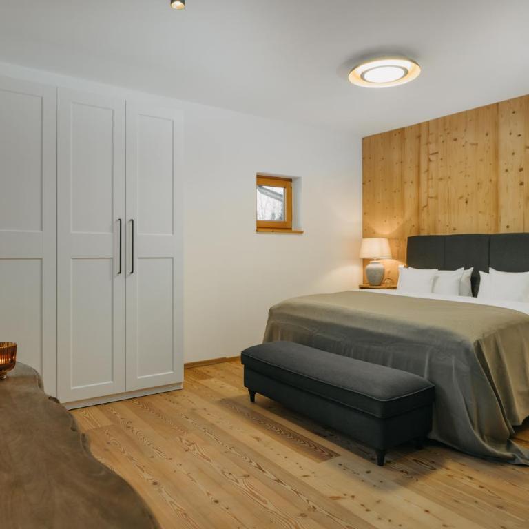 Mika Hof exklusive Apartments in Alleinlage mit Terrasse & Weitblick - Deluxe Apartment mit 3 Schlafzimmern - 10