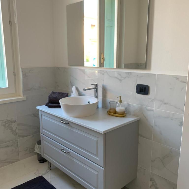 Al Viale 2 - Appartamento con 2 Camere da Letto - 14