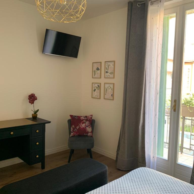 Al Viale 2 - Appartamento con 2 Camere da Letto - 11