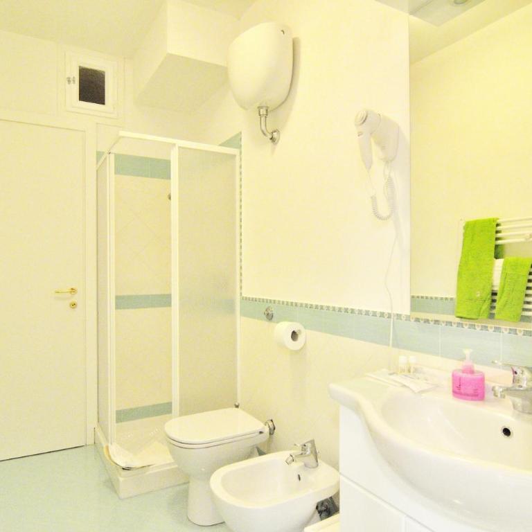 Lemon Flats Sorrento - Deluxe Apartment with Sea View - 13