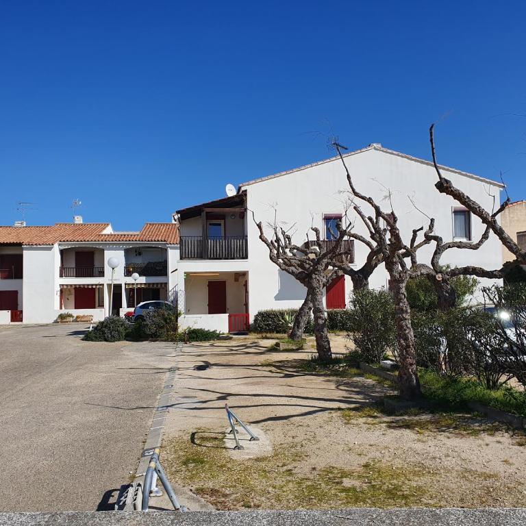 Les Mourguettes - One-Bedroom Apartment - 5
