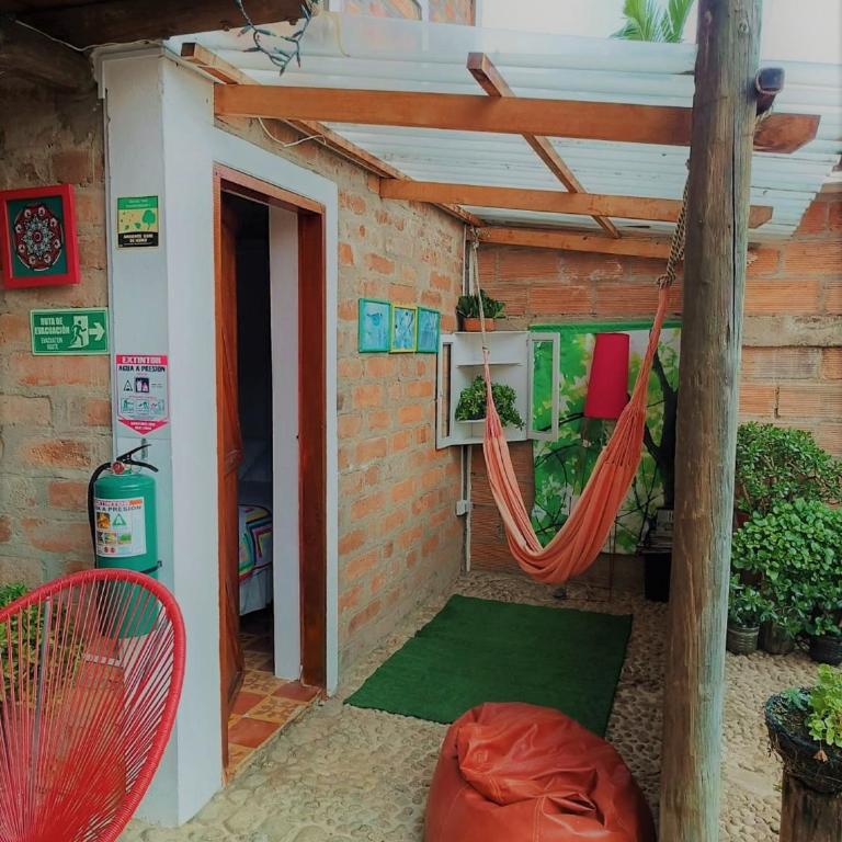Hotel Kantarrana Urbana Jardin - Habitación Familiar con terraza - 4