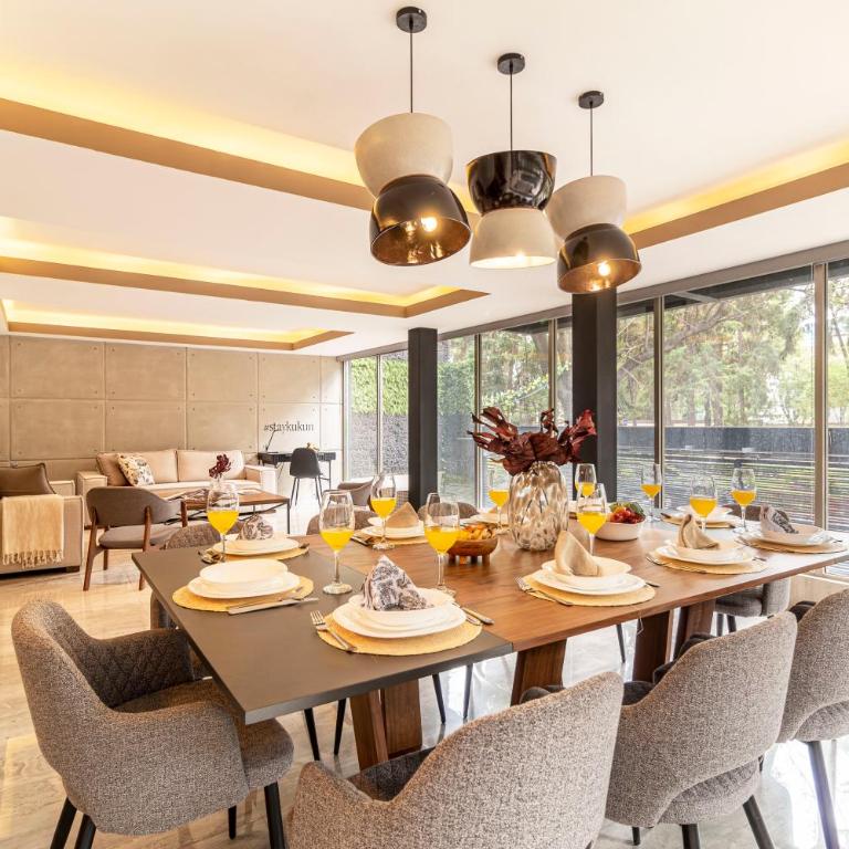 Casa Horacio by Kukun - Three-Bedroom Apartment - 6