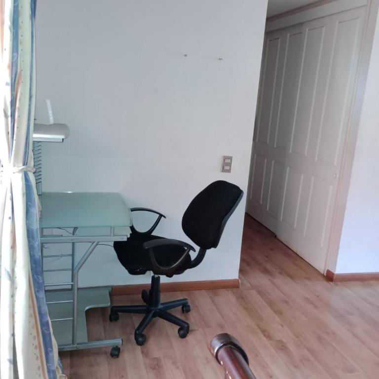 Cómoda casa familiar en Barrio el Bosque, Valdivia - Five-Bedroom House - 2