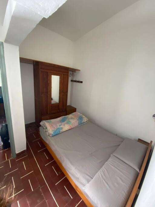A media del mar, a 2 del centro - Apartamento de 2 dormitorios - 11