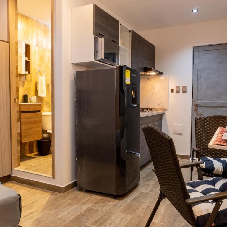 Confort+Relax= Romántico ApartaEstudio + Piscina + Parqueadero - Apartamento de 1 dormitorio - 6