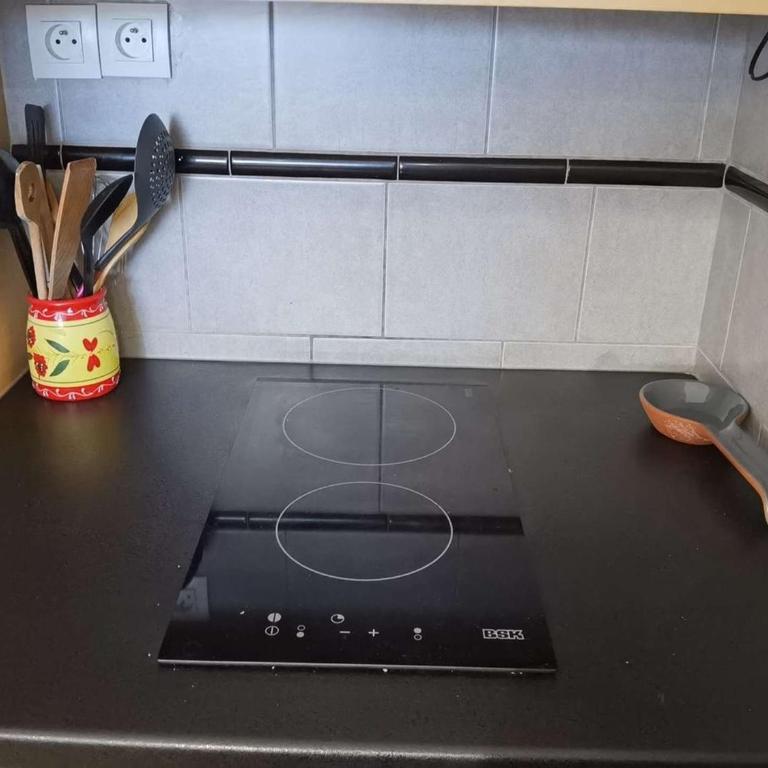 Charmant appartement T2 cabine, proche plage, commerces, parking privé, terrasse sud-est, 5 pers - FR-1-326-582 - Appartement (5 Adultes) - 6