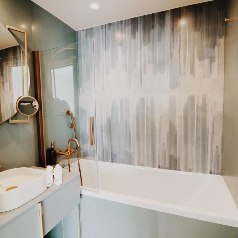 Le Rose Thé - Chambre Double avec Jacuzzi et Terrasse Privée - 27