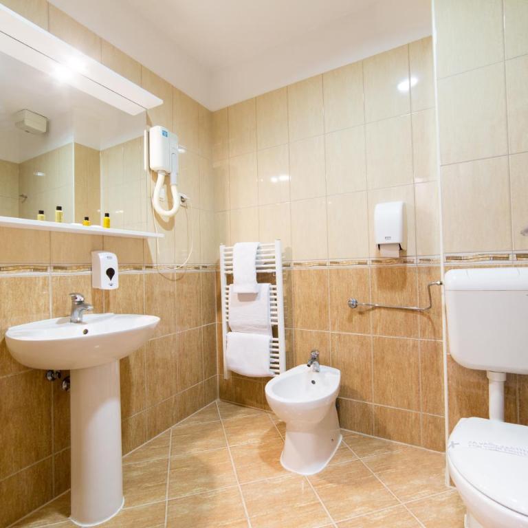 Hotel Sahat - Porodični Apartman Tipa "Suite" - 5