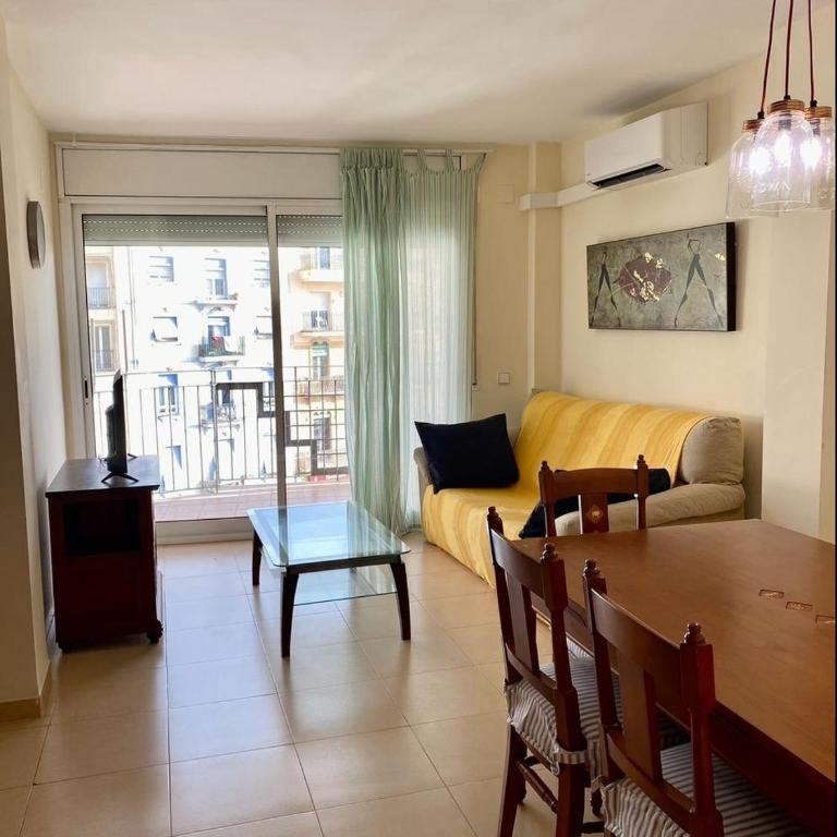 Apt Familiar con vistas al mar - Apartamento de 3 dormitorios - 2