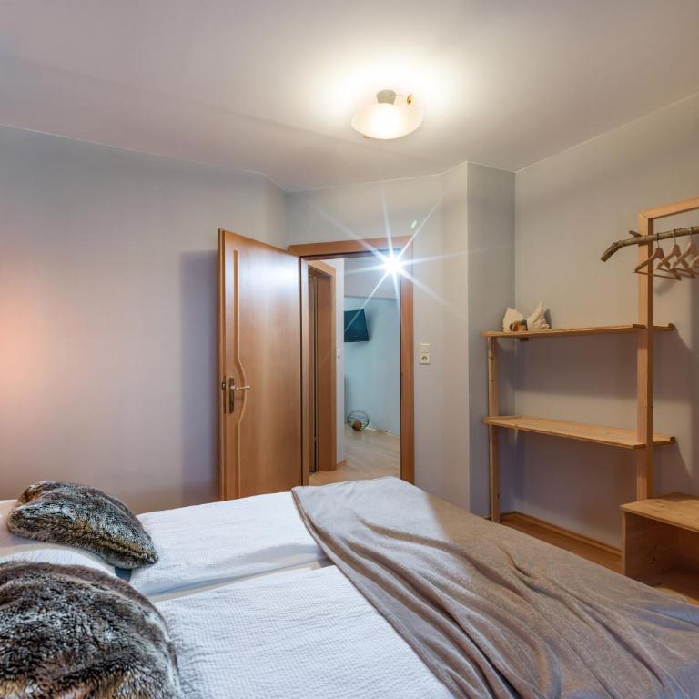 Apart M - Apartment mit 2 Schlafzimmern und Badezimmer - 23