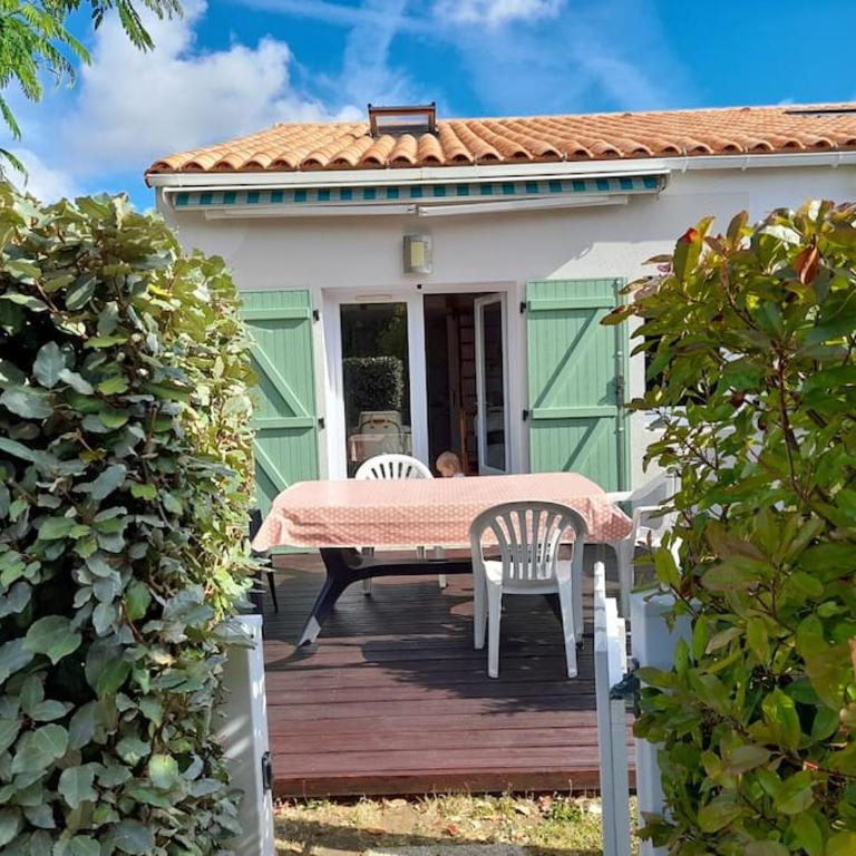 Maisonnette à deux pas de la plage dans résidence calme - Casa con 2 Camere da Letto - 1