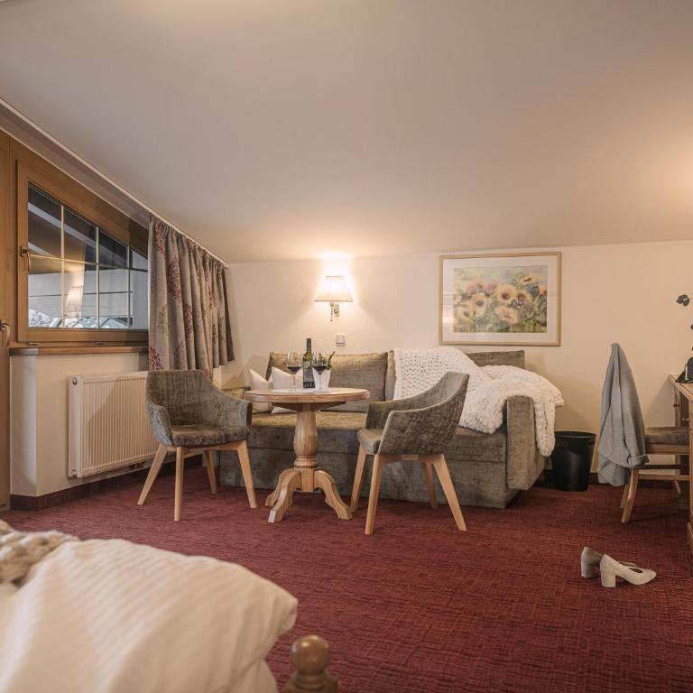 Platzlhof - Mein Hotel im Zillertal - Suite mit Bergblick - 3
