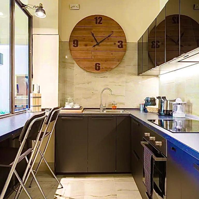 Sweethome Crispi - Appartamento con Balcone - 20