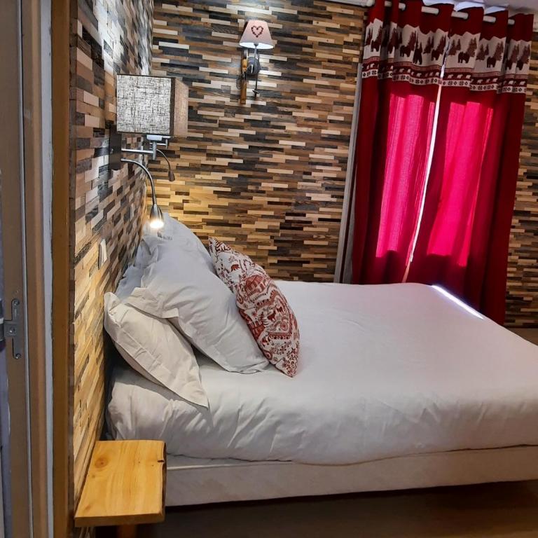 Hôtel Chastellares - Chambre Familiale avec Balcon et Portes Communicantes - Vue sur Pistes - 5