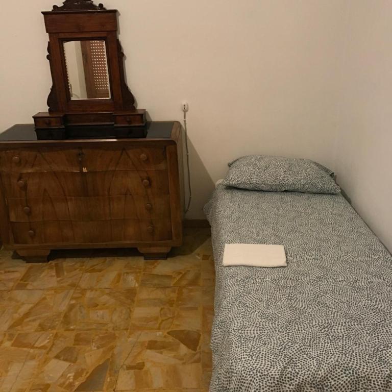 B&B e Locazioni Turistiche Antico Borgo Toscano - Camera Doppia con Letti Singoli con Bagno Privato Esterno - 5