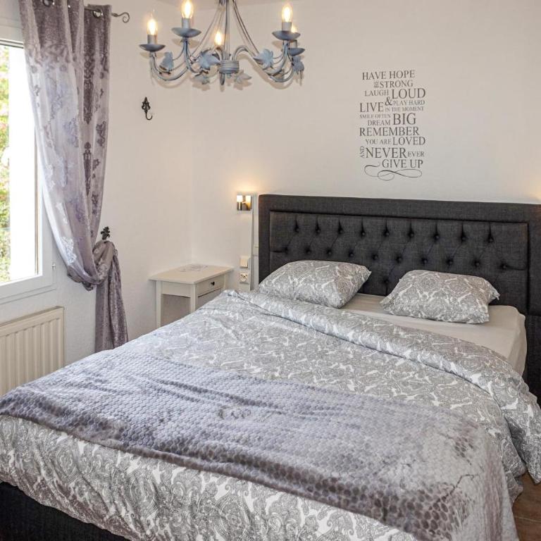 Awesome Home In Carcassonne - Maison de Vacances 4 Chambres - 26
