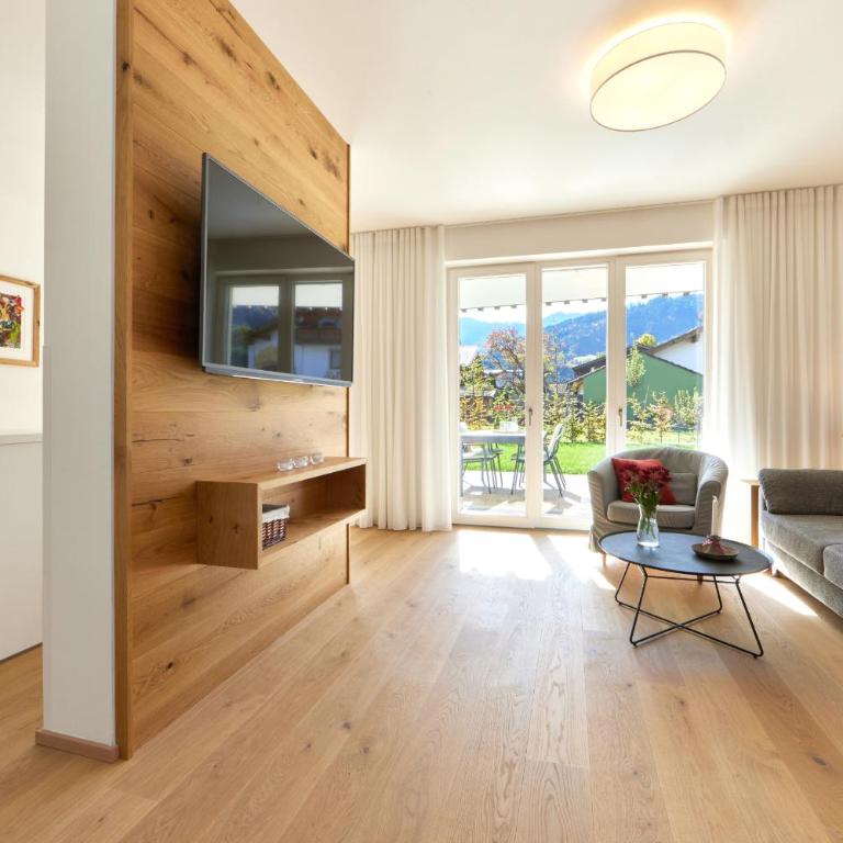Murmeli - Apartment with Mountain View - 1