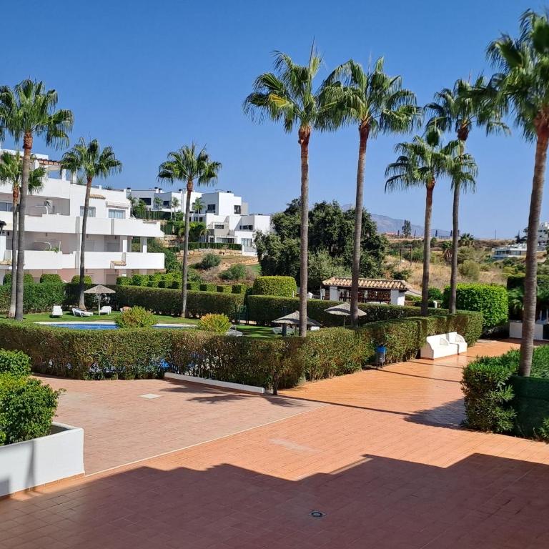 Spacious apartement with large terraces Lunymar Golf, Estepona - Apartamento de 3 dormitorios - 33