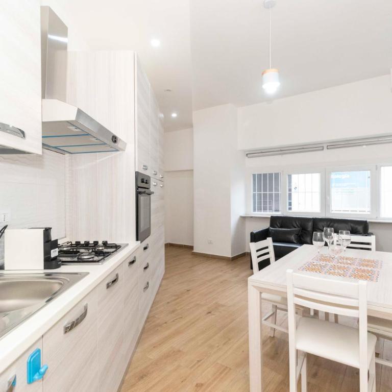 GuestHost - Roomy & Modern Flat Piazza Statuto - Appartamento con 2 Camere da Letto - 8