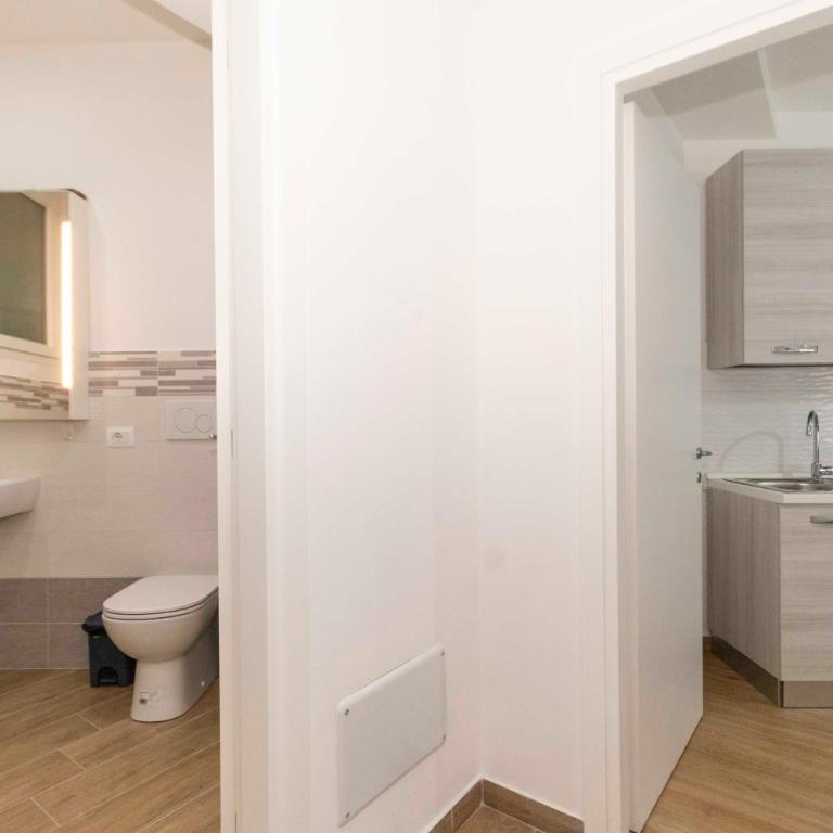 GuestHost - Roomy & Modern Flat Piazza Statuto - Appartamento con 2 Camere da Letto - 36