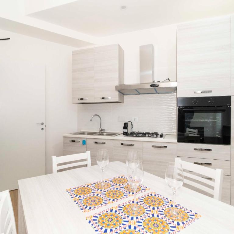 GuestHost - Roomy & Modern Flat Piazza Statuto - Appartamento con 2 Camere da Letto - 6