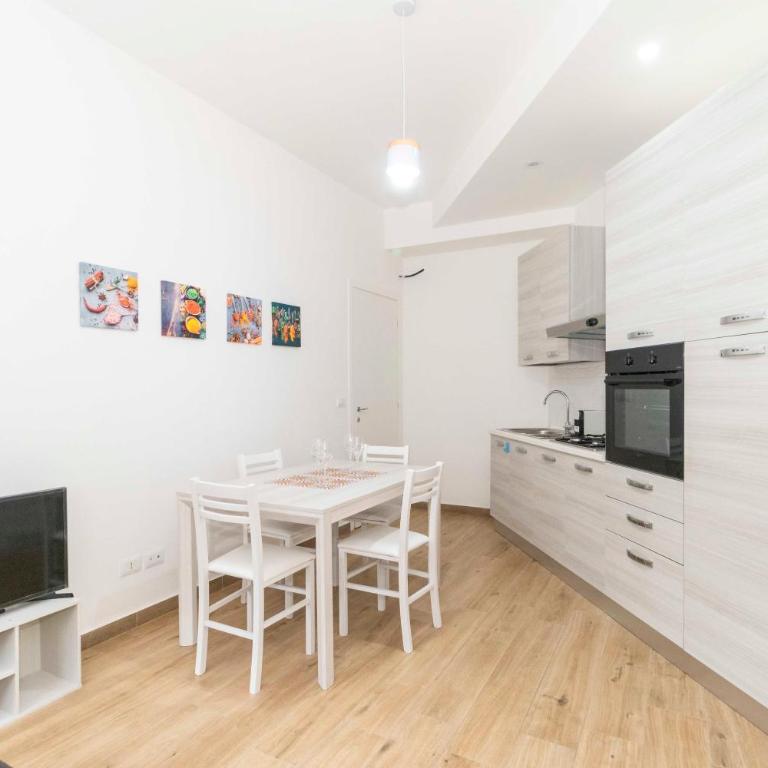 GuestHost - Roomy & Modern Flat Piazza Statuto - Appartamento con 2 Camere da Letto - 4