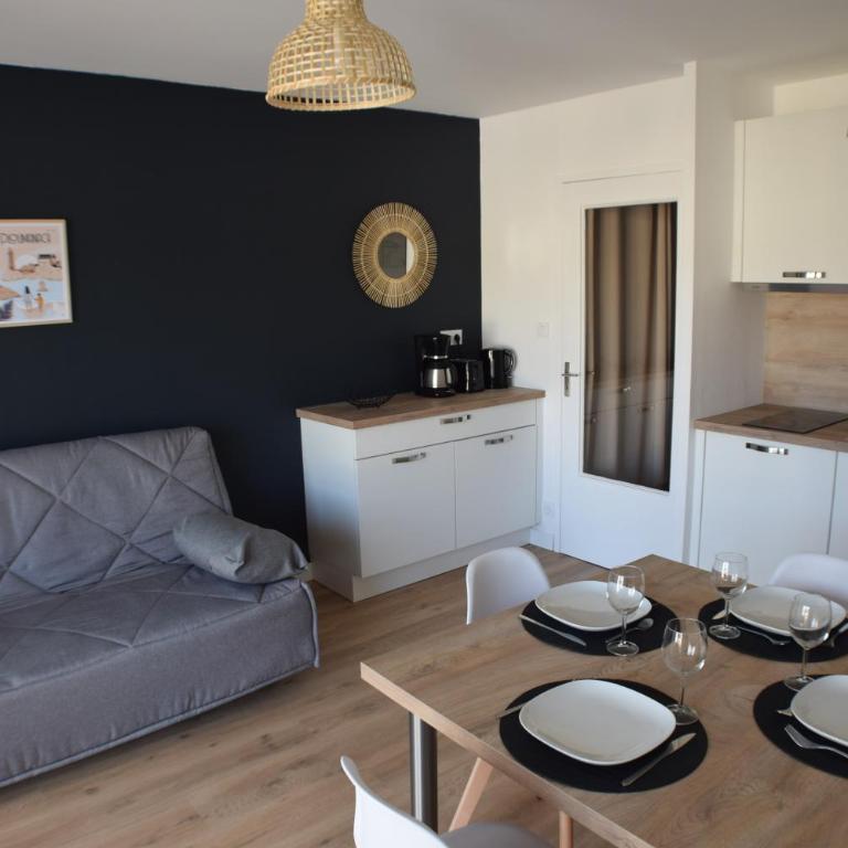 Appt Perros Guirec sur plage Trestraou et côte granit rose - Apartment mit 1 Schlafzimmer - 3
