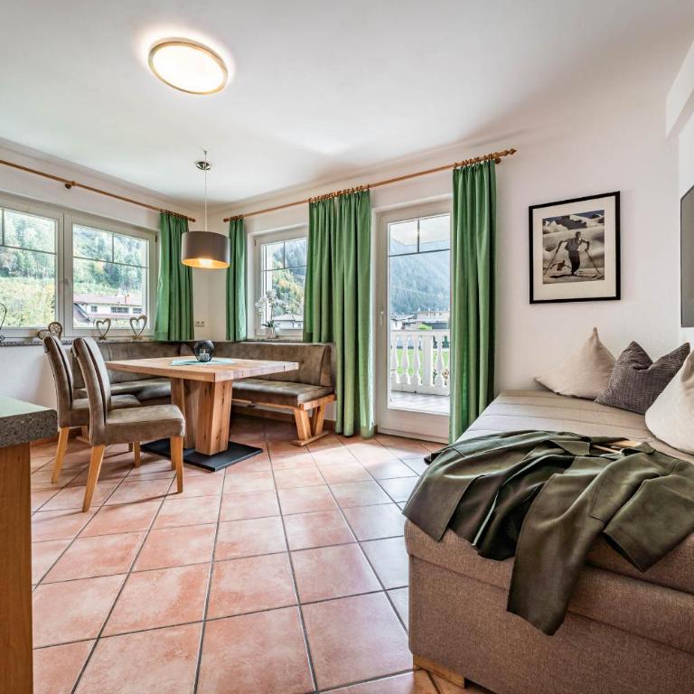 Gästehaus Wiesengrund & Apart Sporer - Comfort Apartment Top 1 mit 2 Schlafzimmern und Bergblick (2-5 Erwachsene) - 7