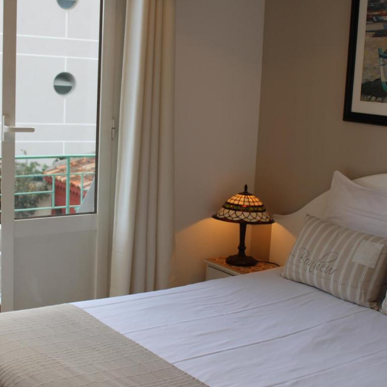 Hôtel La Villa des Oliviers, Seaside Hotel - Chambre Double - Vue Partielle sur Mer. - 3