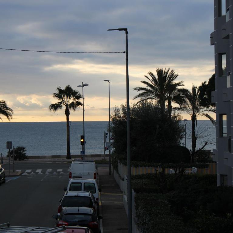 Hôtel La Villa des Oliviers, Seaside Hotel - Chambre Double - Vue Partielle sur Mer. - 1