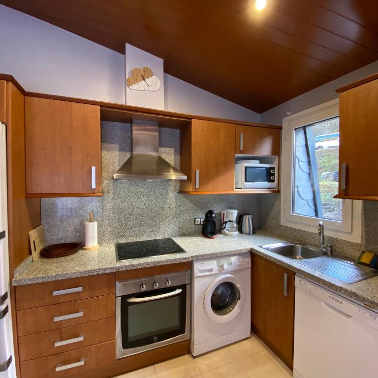 Euro Àtic HUT 6794 - Apartamento - 3