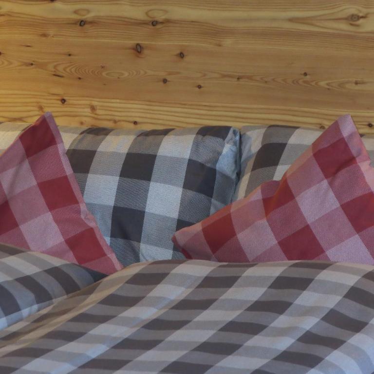Lili's Appartements - Doppelzimmer mit Balkon - 2