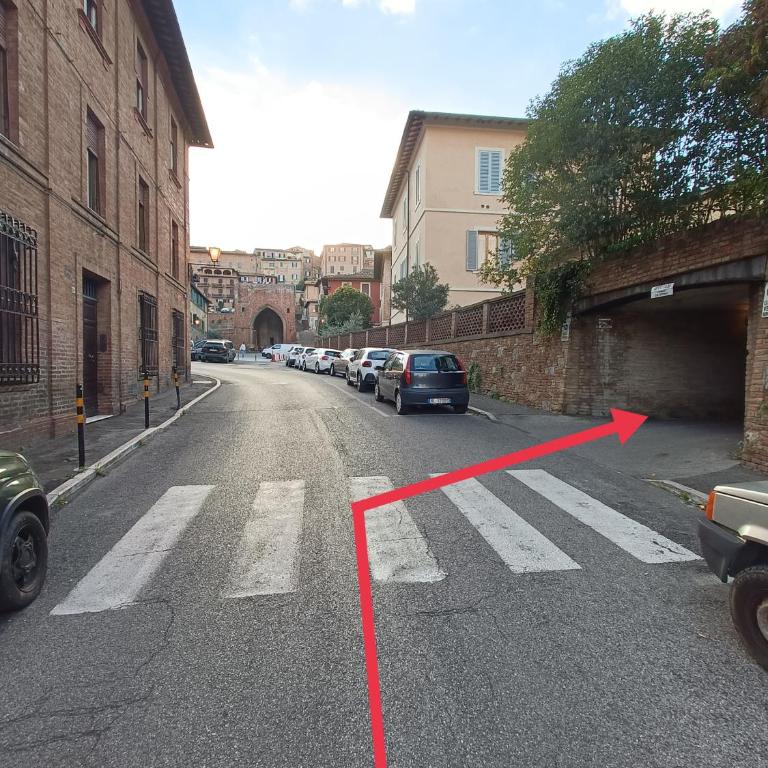 FirstHouse - nel centro storico con Parcheggio Gratuito - Appartamento con 2 Camere da Letto - 13