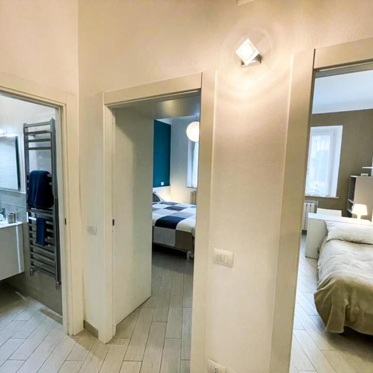 FirstHouse - nel centro storico con Parcheggio Gratuito - Appartamento con 2 Camere da Letto - 5