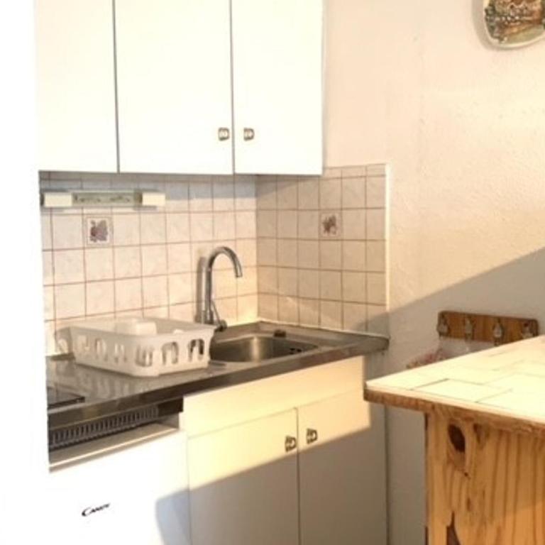 Appartement idéal près des Thermes de Balaruc avec balcon et parking privé - FR-1-503-16 - Studio - 5