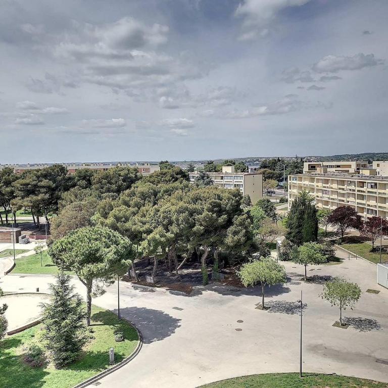 Appartement chaleureux avec balcon, animaux admis, pour cure ou vacances - FR-1-503-85 - Studio - 4