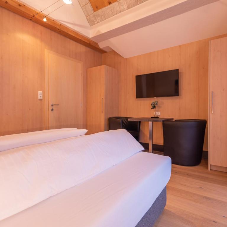Hotel Garni Martina - Apartment mit 3 Schlafzimmern - 18