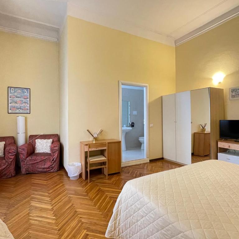 Alle Torri - Camera Matrimoniale con Bagno Privato e Balcone - 12
